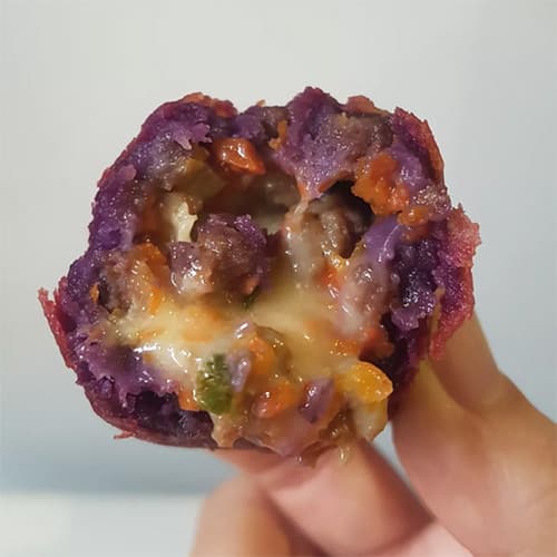 Kroket Ubi Ungu Wagyu Keju (Frozen)